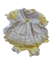 Load image into Gallery viewer, Handmade Lemon frilly baby dress outfit