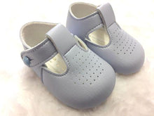 Load image into Gallery viewer, Baby shoes - Ctwinkles