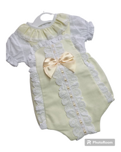 Load image into Gallery viewer, Luna frilly romper outfit - Lemon
