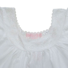 Load image into Gallery viewer, White cotton nightie
