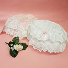 Load image into Gallery viewer, Frilly knickers - lace

