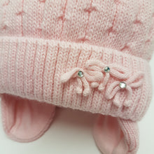 Load image into Gallery viewer, Baby pom hat
