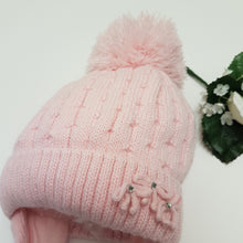 Load image into Gallery viewer, Baby pom hat

