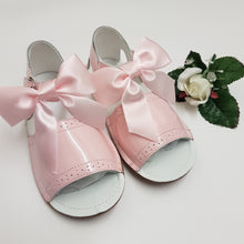 Load image into Gallery viewer, Pink Sandles for Girls 
