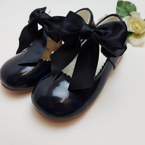 Navy Mary Jane shoes