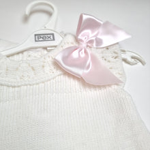 Load image into Gallery viewer, Knitted baby dress - Bow
