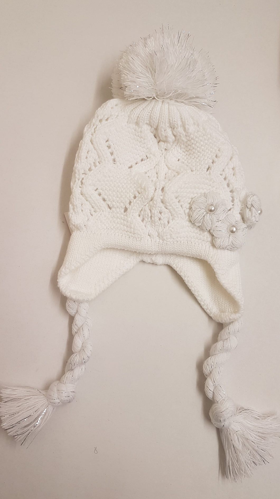 Girls white winter hat