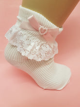 Load image into Gallery viewer, Heart - lace sock
