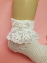 Load image into Gallery viewer, Heart - lace sock
