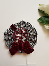 Load image into Gallery viewer, Houndstooth hairclip
