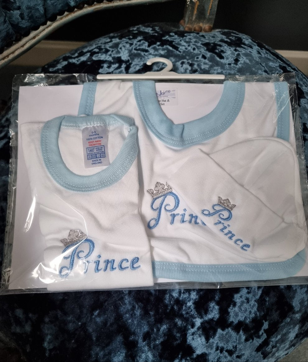 Prince vest, bib & hat set