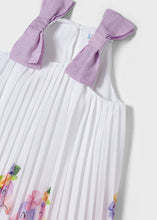 Load image into Gallery viewer, Girls Lilac pleated Dress
