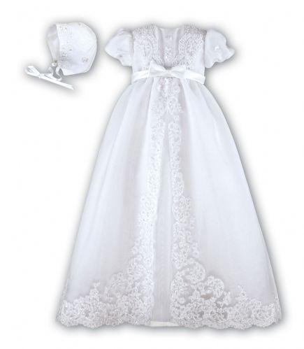 Sarah louise christening gown 001165