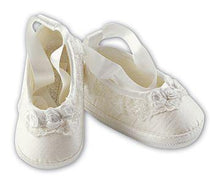 Load image into Gallery viewer, Christening shoes - Ctwinkles
